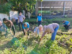 Ciptakan Lingkungan Kerja Nyaman, ASN Kemenag Minahasa Utara Gelar Kerja Bakti Bersama
