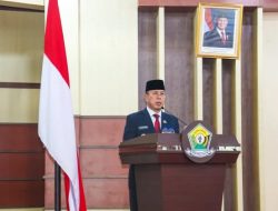 Gubernur Sulawesi Tenggara, Andi Sumangerukka, saat memberikan sambutan pada Rapat Paripurna DPRD Sultra dalam rangka peringatan HUT ke-62 Provinsi Sulawesi Tenggara