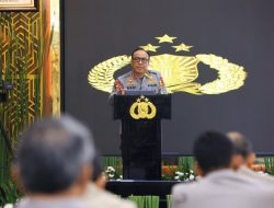 WAKAPOLRI BUKA RAKERNIS EMPAT FUNGSI PUSAT POLRI 2026, TEGASKAN PENGUATAN ORGANISASI DAN BERI PENGHARGAAN IKPA TERBAIK